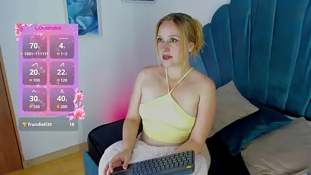 EmilySumer webcam