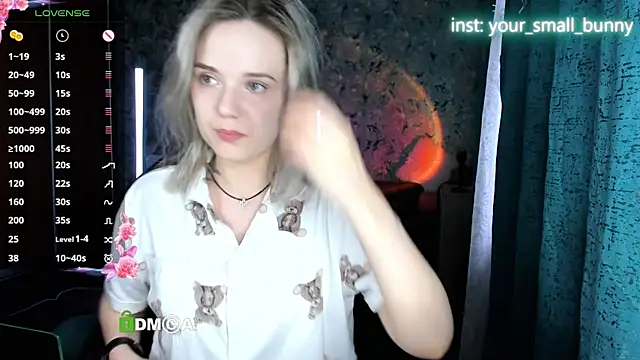 Your_small_bunny webcam