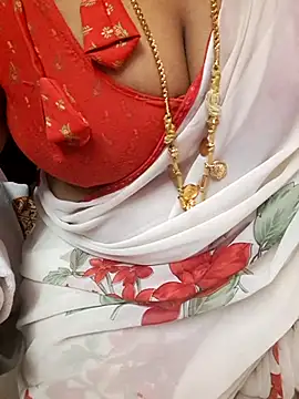 Tamil_Ammani webcam