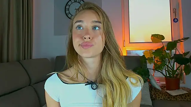 SugarSkye webcam