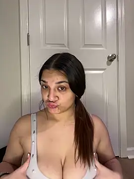 treasurebabii webcam
