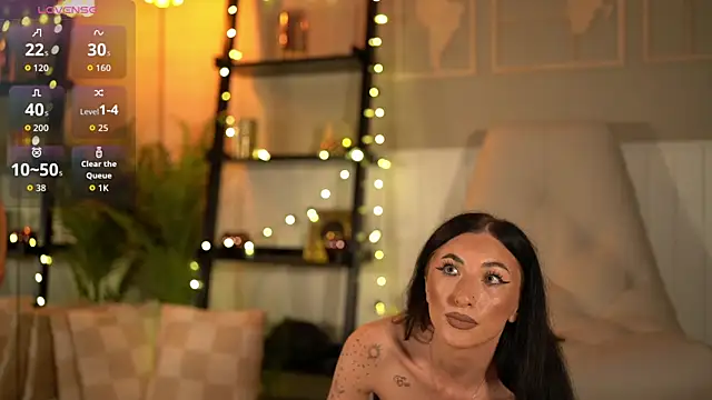 EllieJules webcam