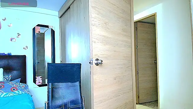 collins_megan96 webcam