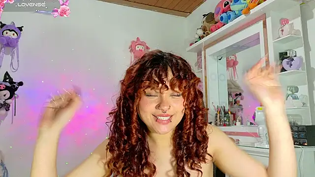 theiamoon webcam