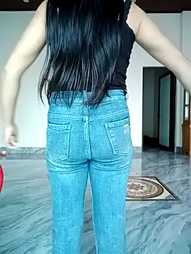 Bella-lynlyn webcam