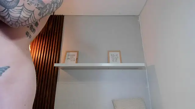 LANA-JONNES webcam