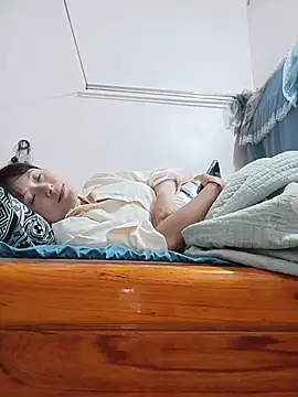 Linda-yiyi webcam