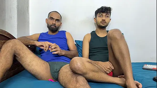 DesiDaddyandSon webcam