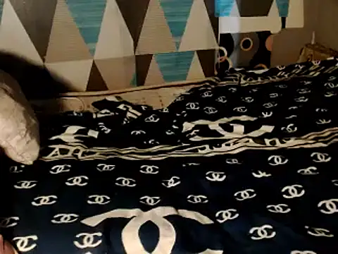 Trish_CurveCock webcam