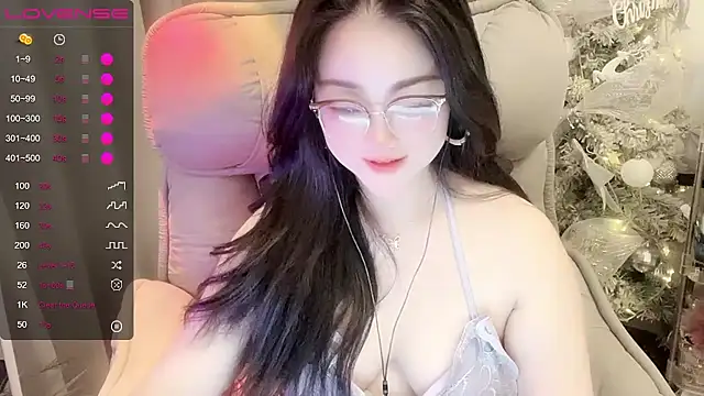 Monica-666888- webcam
