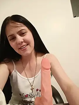 Lesslyxxx webcam