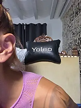 kylie_blck webcam