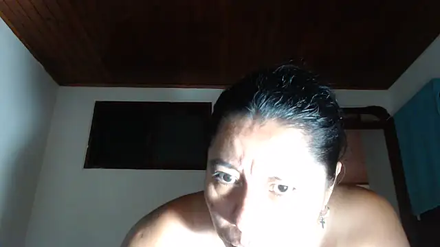 adrixxx38 live cam on StripChat