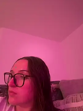 halostar live cam on StripChat