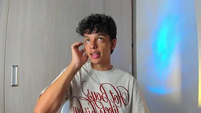 Maxfrost1 webcam
