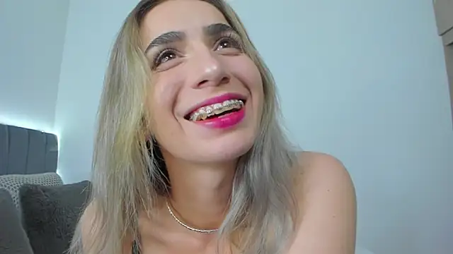 im_sarah34 webcam