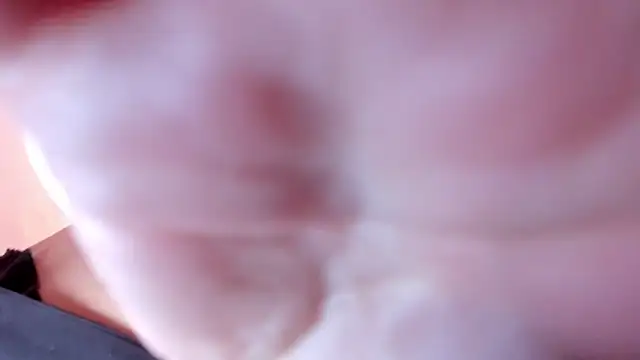megan_whitee__ webcam