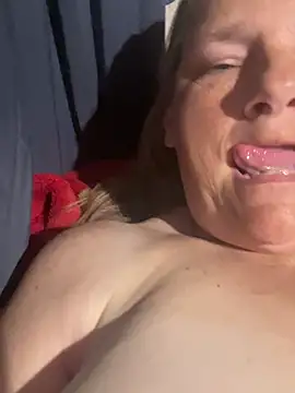 Roxie6989 webcam