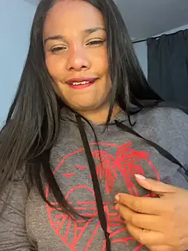 Rashell1_Queen webcam