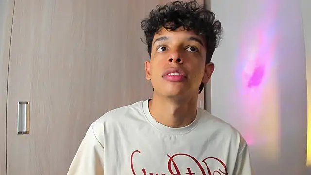 Maxfrost1 webcam