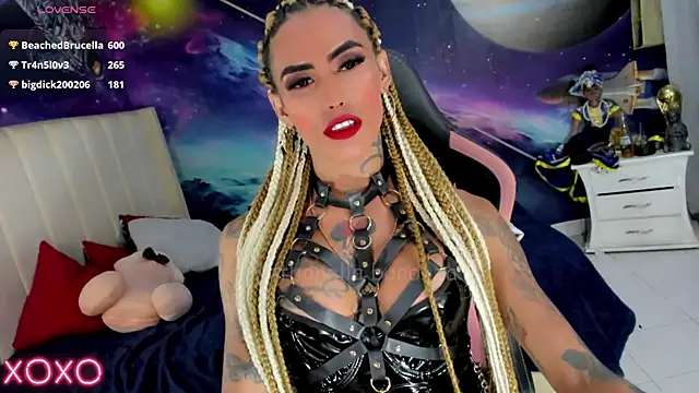 Nella_Dolls webcam