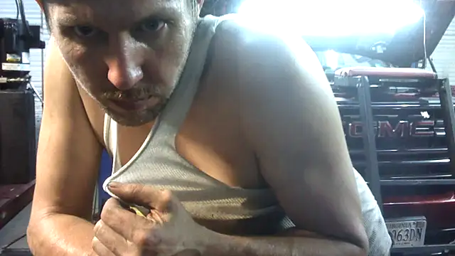 b_money_420 (Ask my age) - Cum