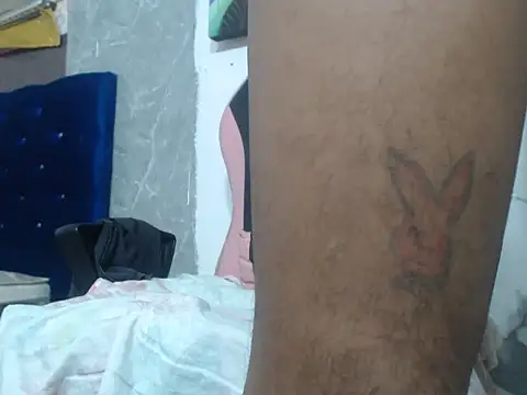 Estebanbigcock23 webcam