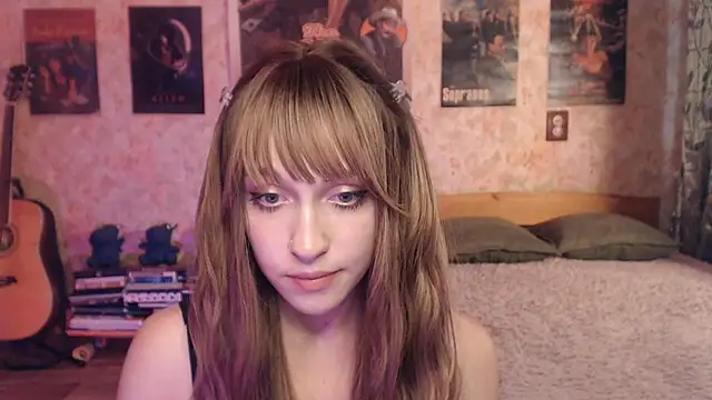 Friendly_Ellie webcam