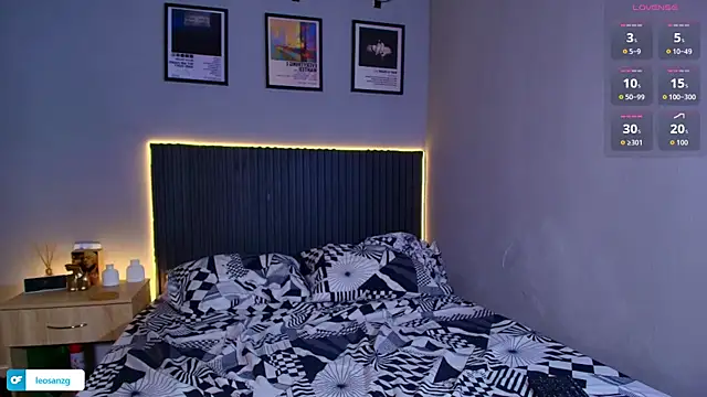 Leo_Savage_ webcam