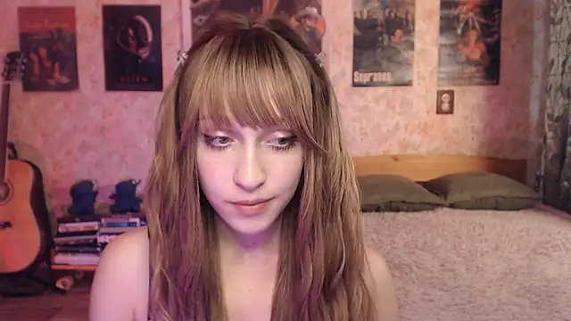 Friendly_Ellie webcam
