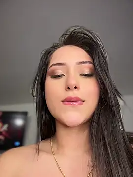 VeronicaMartin live cam on StripChat