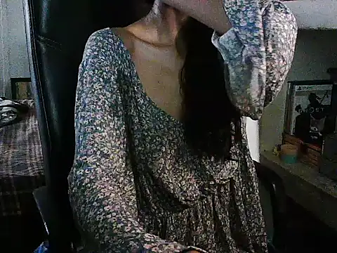 exude_diya webcam