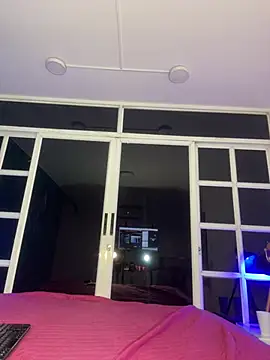 loladupont live cam on StripChat
