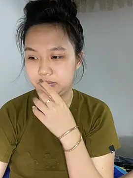 Almira6868 webcam
