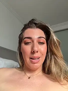Aussielulu live sex cam