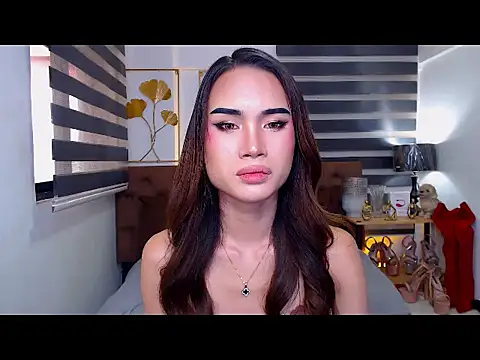 JuicyCockThea webcam