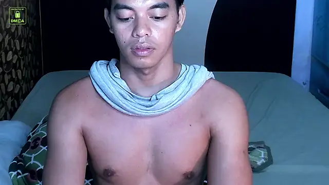 Crazyasiancum1 webcam