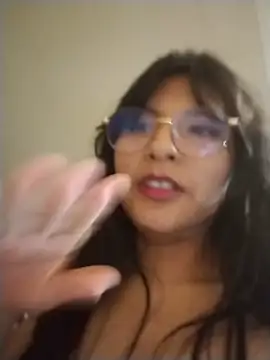 Regina_Shine webcam