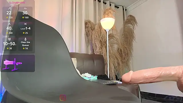 Aliana_Rouse webcam