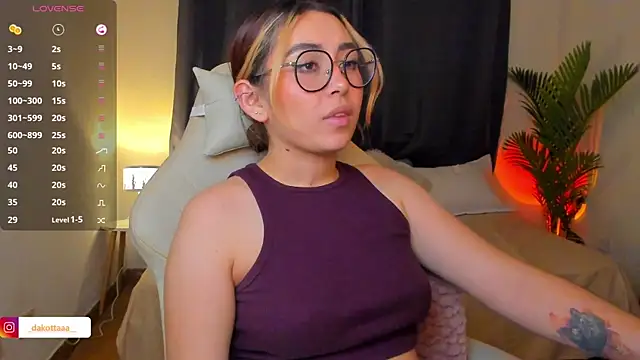 dakottaa_ webcam