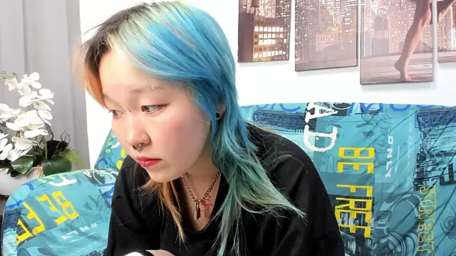 Cute__Kiko webcam