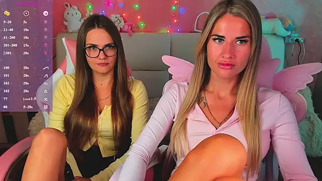 hotty_girls_here webcam