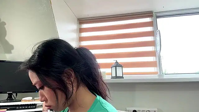 sweetmiaxo's live room