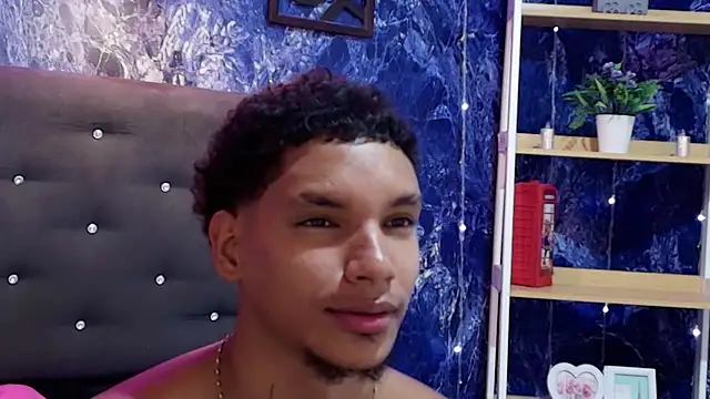 kai_storm77 webcam