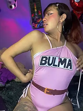 Leyla_collinss_ webcam