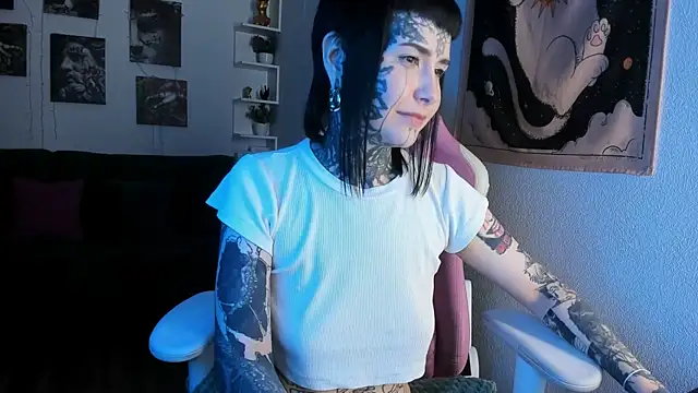 Bloood__Mary webcam