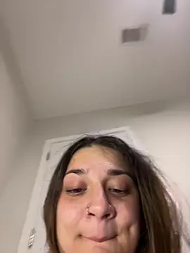 treasurebabii webcam