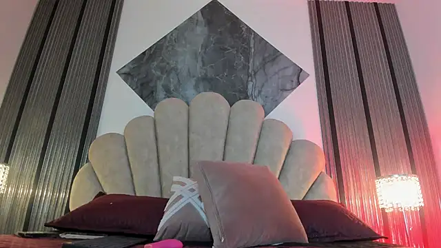 Mommy_Big_Ass webcam