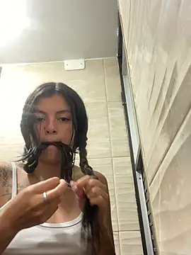 Meghan320 webcam