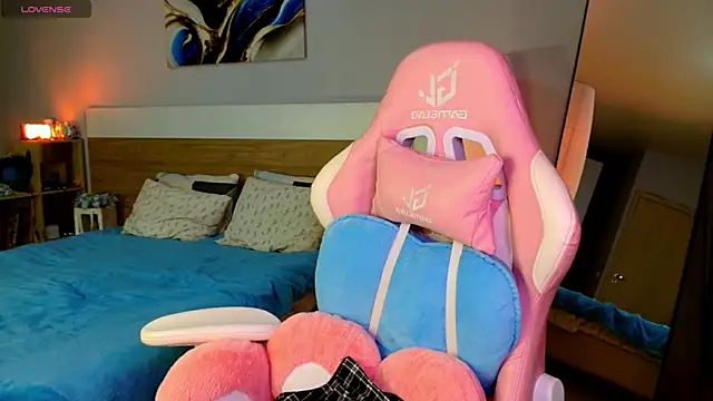 Maya_Campbell webcam
